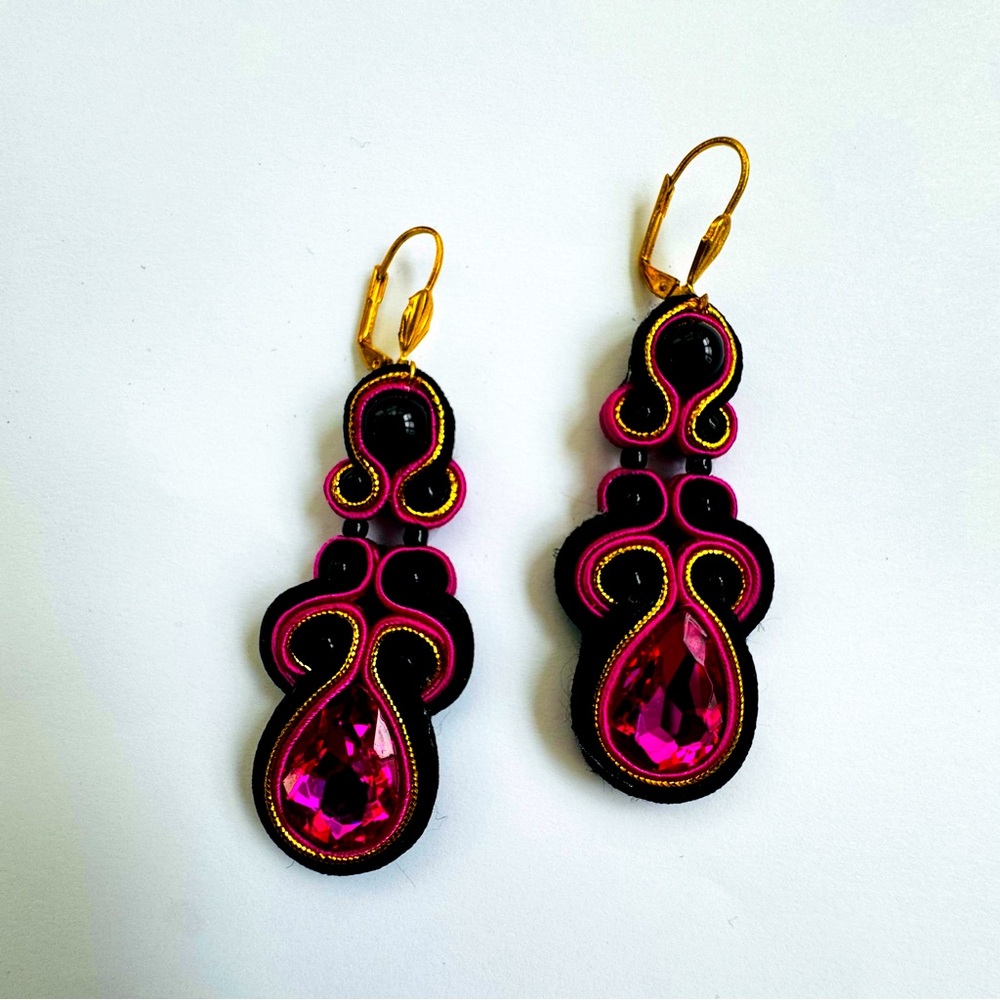 New Handmade earrings Black Pink Soutache